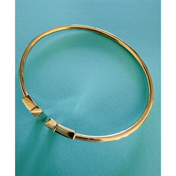 Auth Tiffany & Co. 18k Gold Diamond & Mother Pearl T Square Wire Cuff Bracelet - Picture 7 of 8